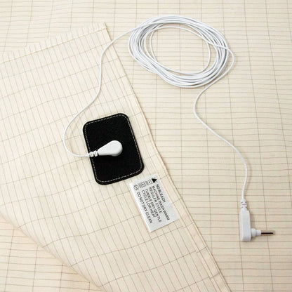 Grounding Silver Cotton Bed Sheet