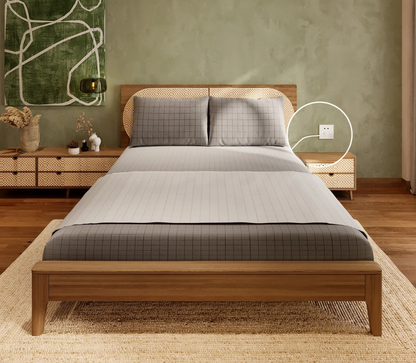 Grounding Silver Cotton Bed Sheet